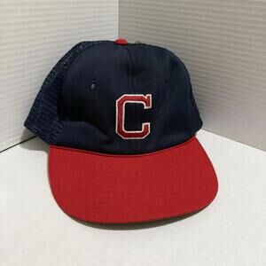 Vintage Cleveland Guardians Mesh Snapback Hat Men’s